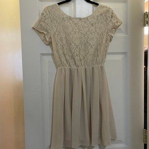 Cream/light pink lace formal dress - size s